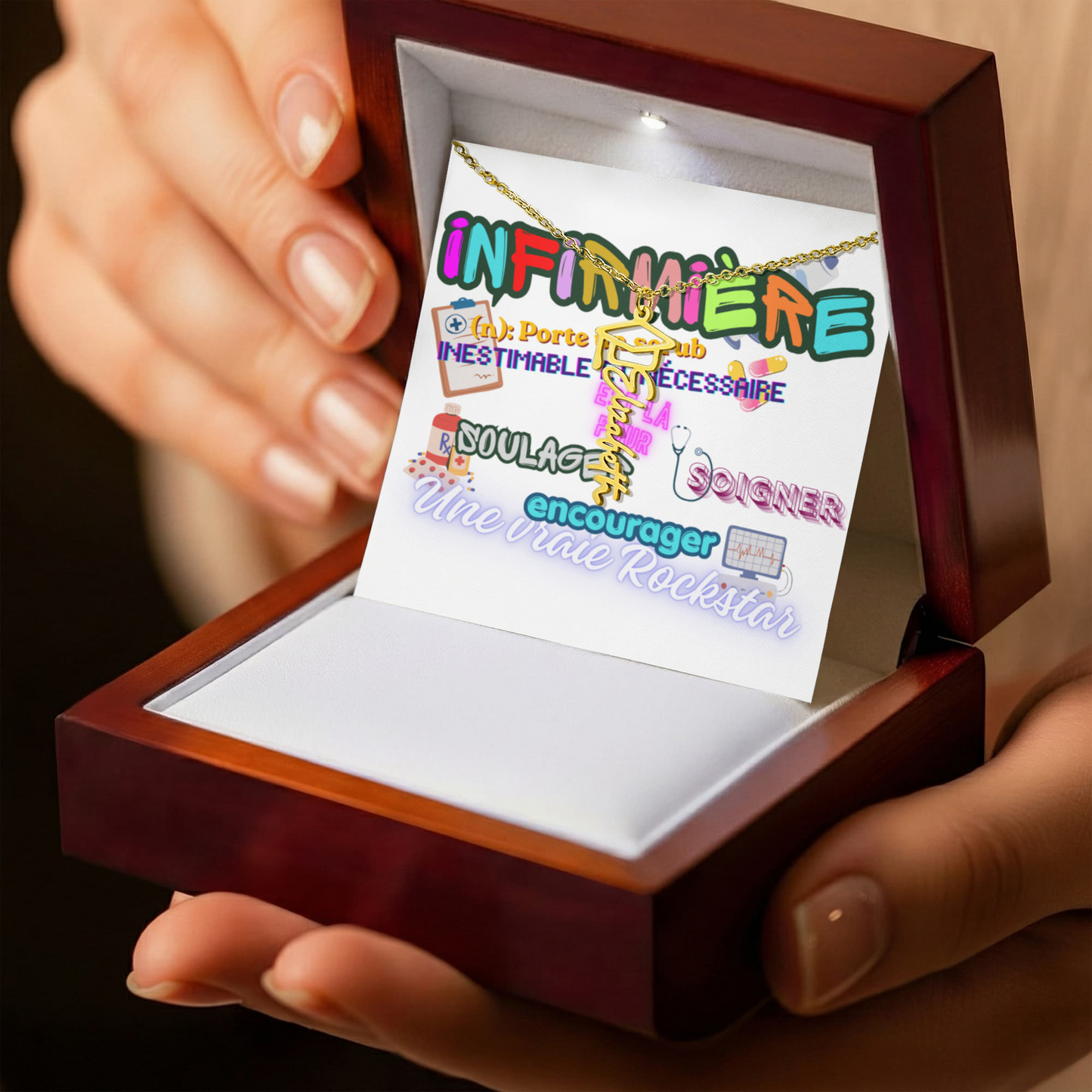 Collier Prénom pour Graduation Infirmière